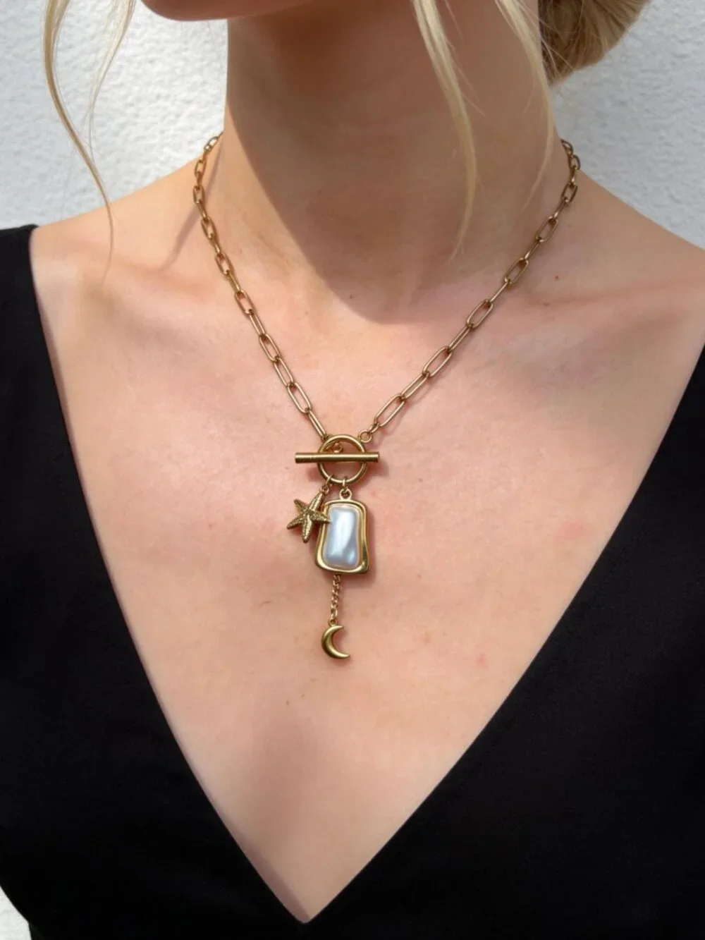 Gold Starfish Moon Charm Necklace Stainless Steel - Picture 3 of 13